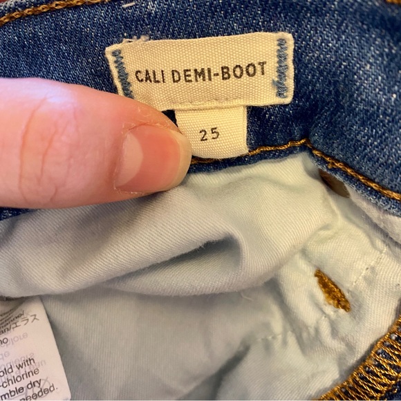 Madewell Cali Demi-Boot Jeans in Tierney Wash 25 - Picture 6 of 6